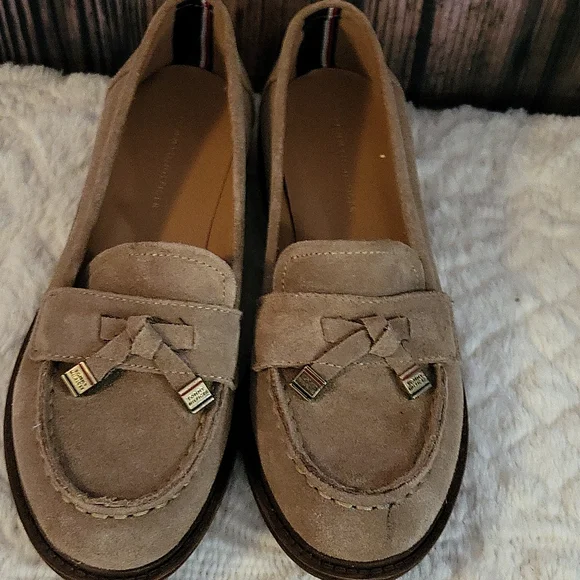 Tommy Hilfiger Women's Suede Shoes Size 7 1/2 - Picture 3 of 11